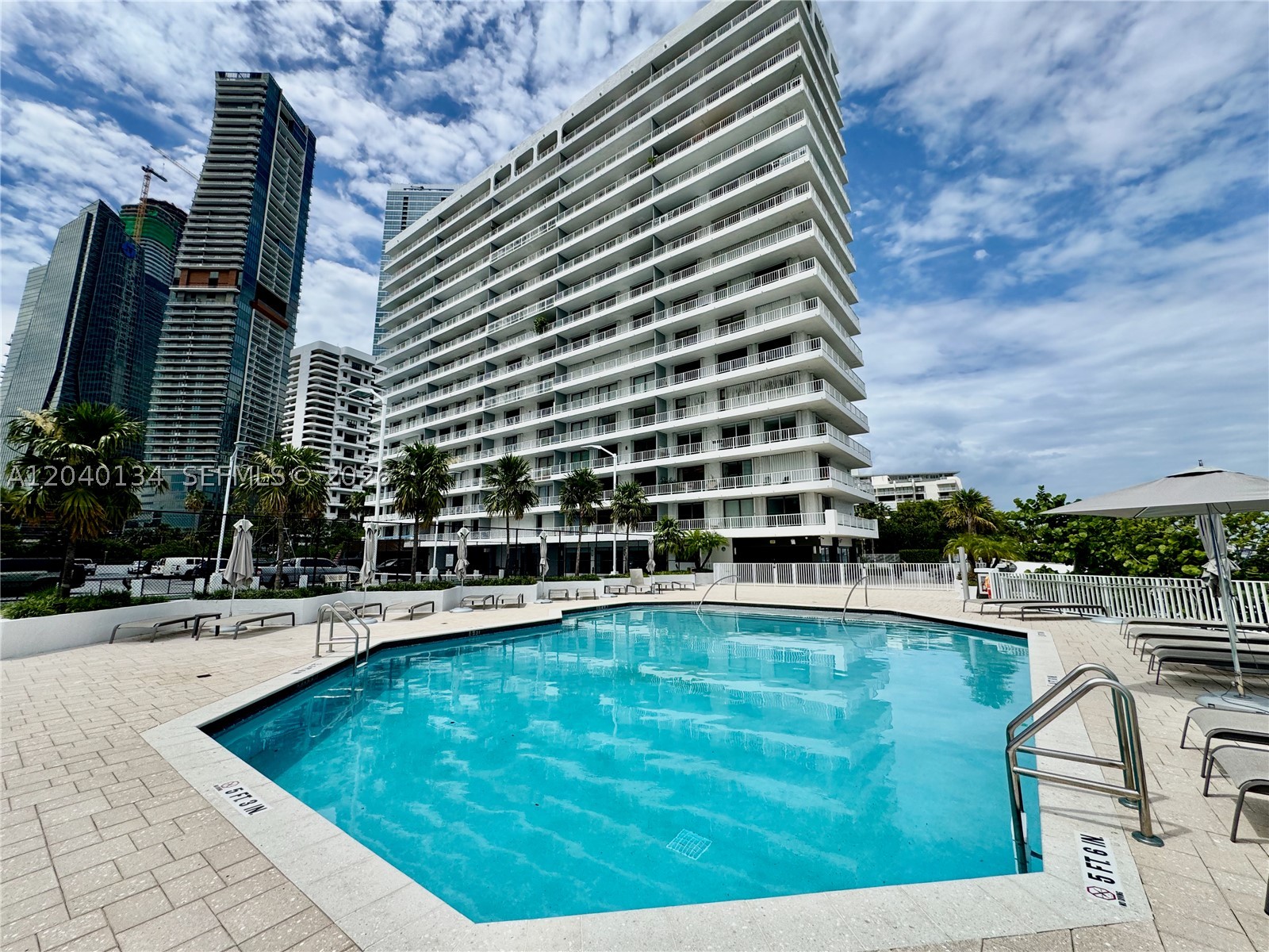 200 SE 15th Rd #9I, Miami FL 33129
