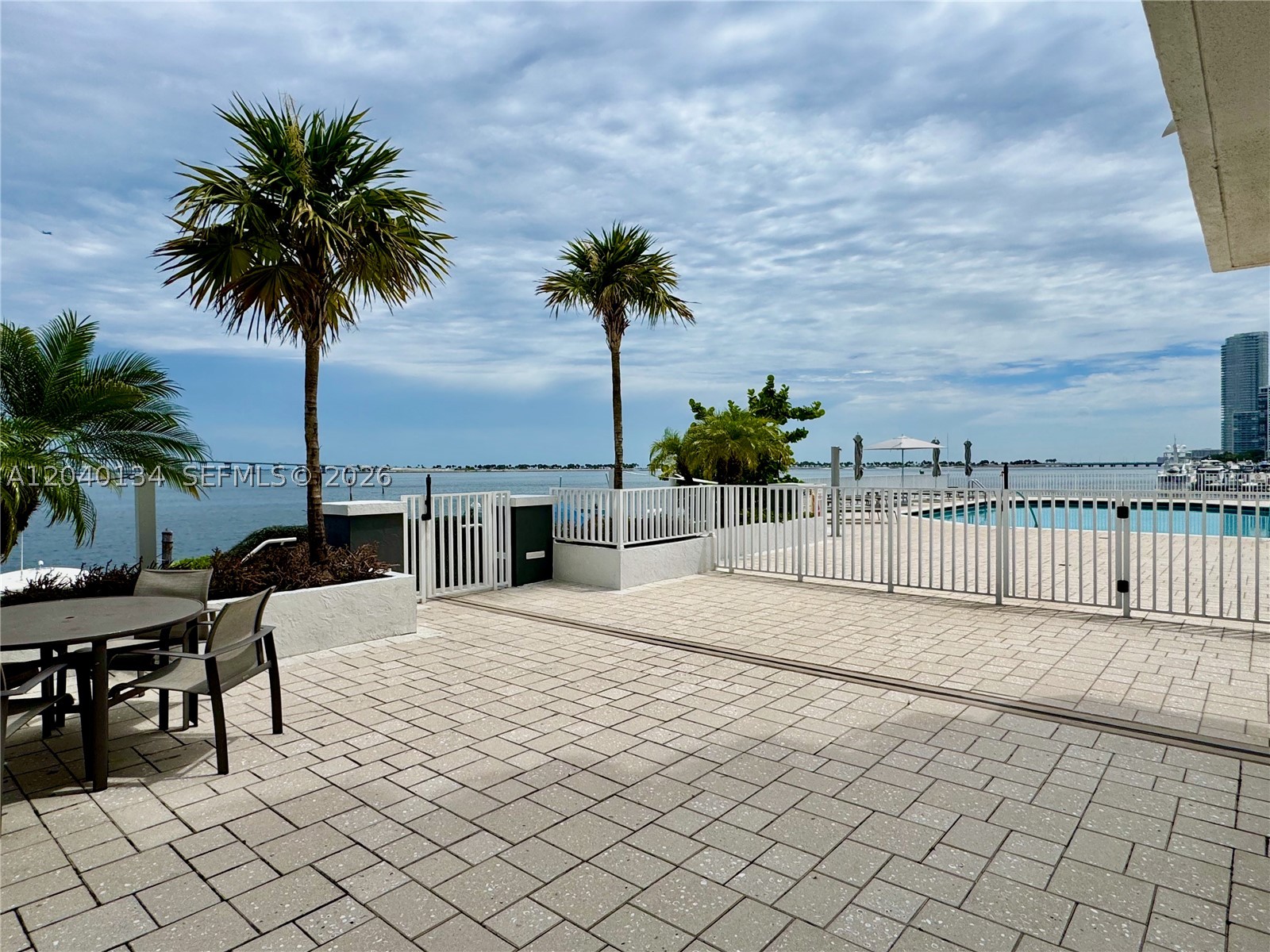 200 SE 15th Rd #9I, Miami FL 33129