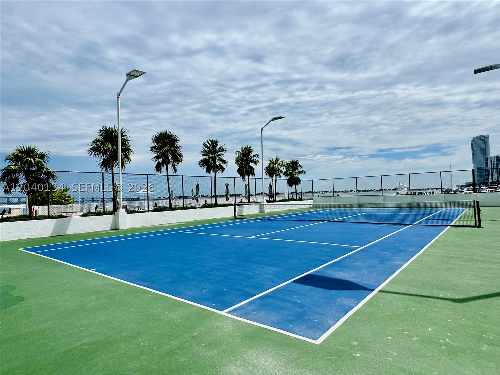 200 SE 15th Rd #9I, Miami FL 33129