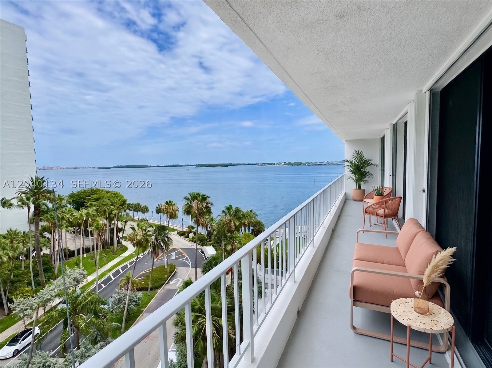 200 SE 15th Rd #9I, Miami FL 33129