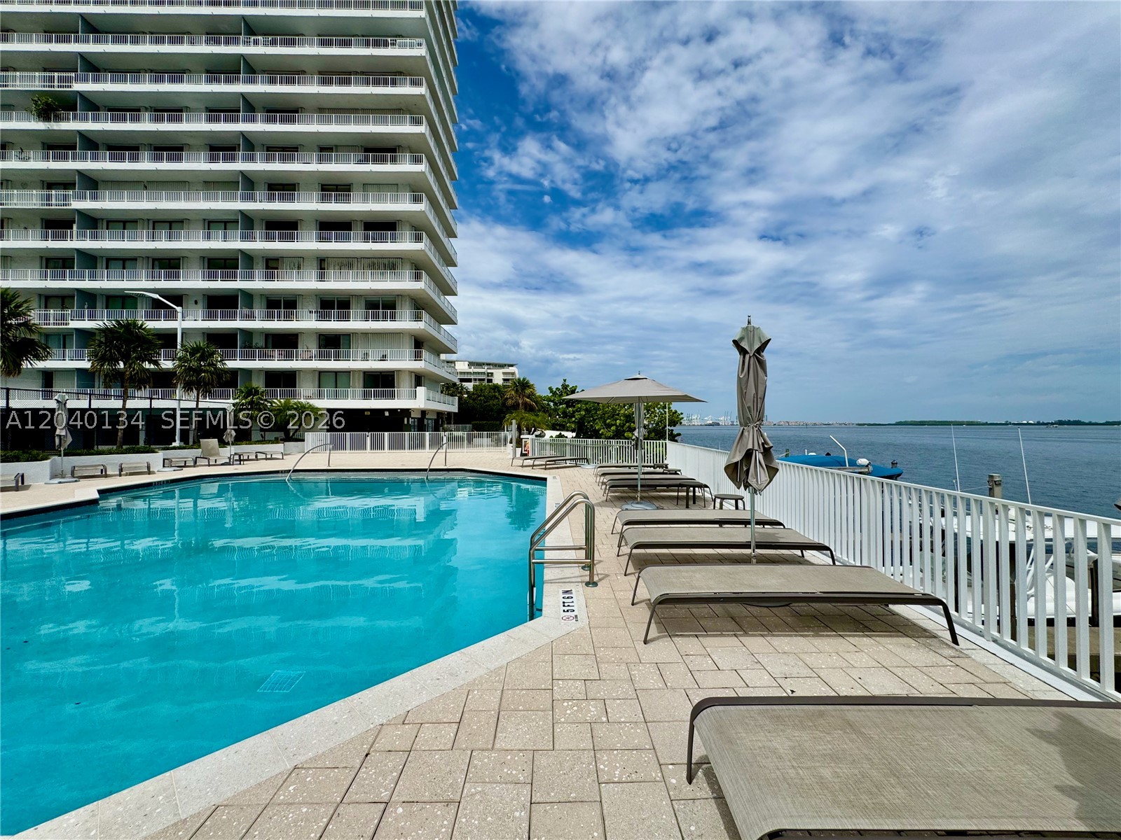 200 SE 15th Rd #9I, Miami FL 33129