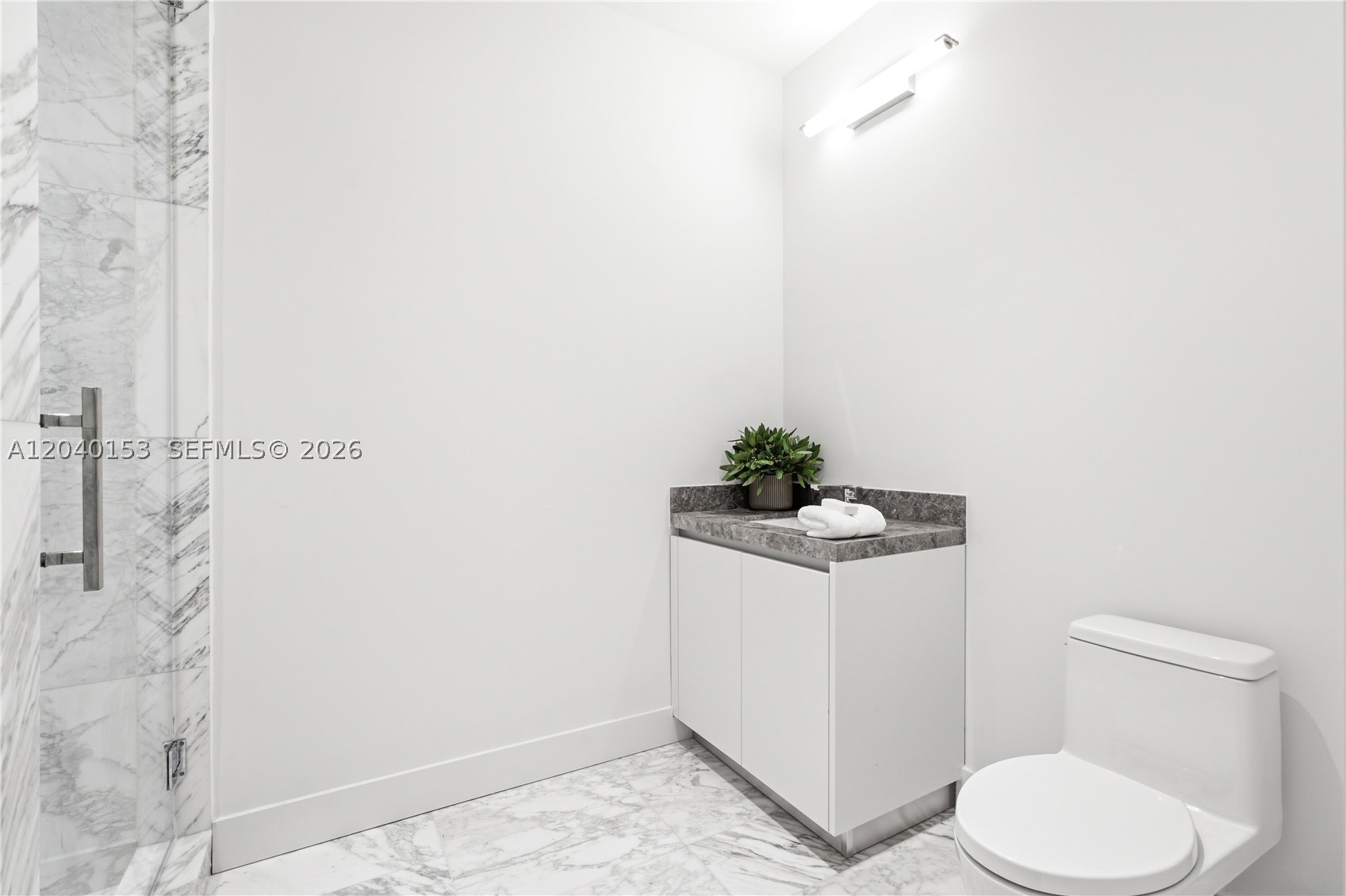 175 SE 25th. #3401/3402, Miami FL 33129