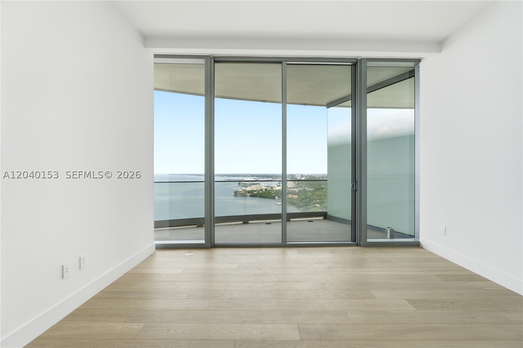 175 SE 25th. #3401/3402, Miami FL 33129