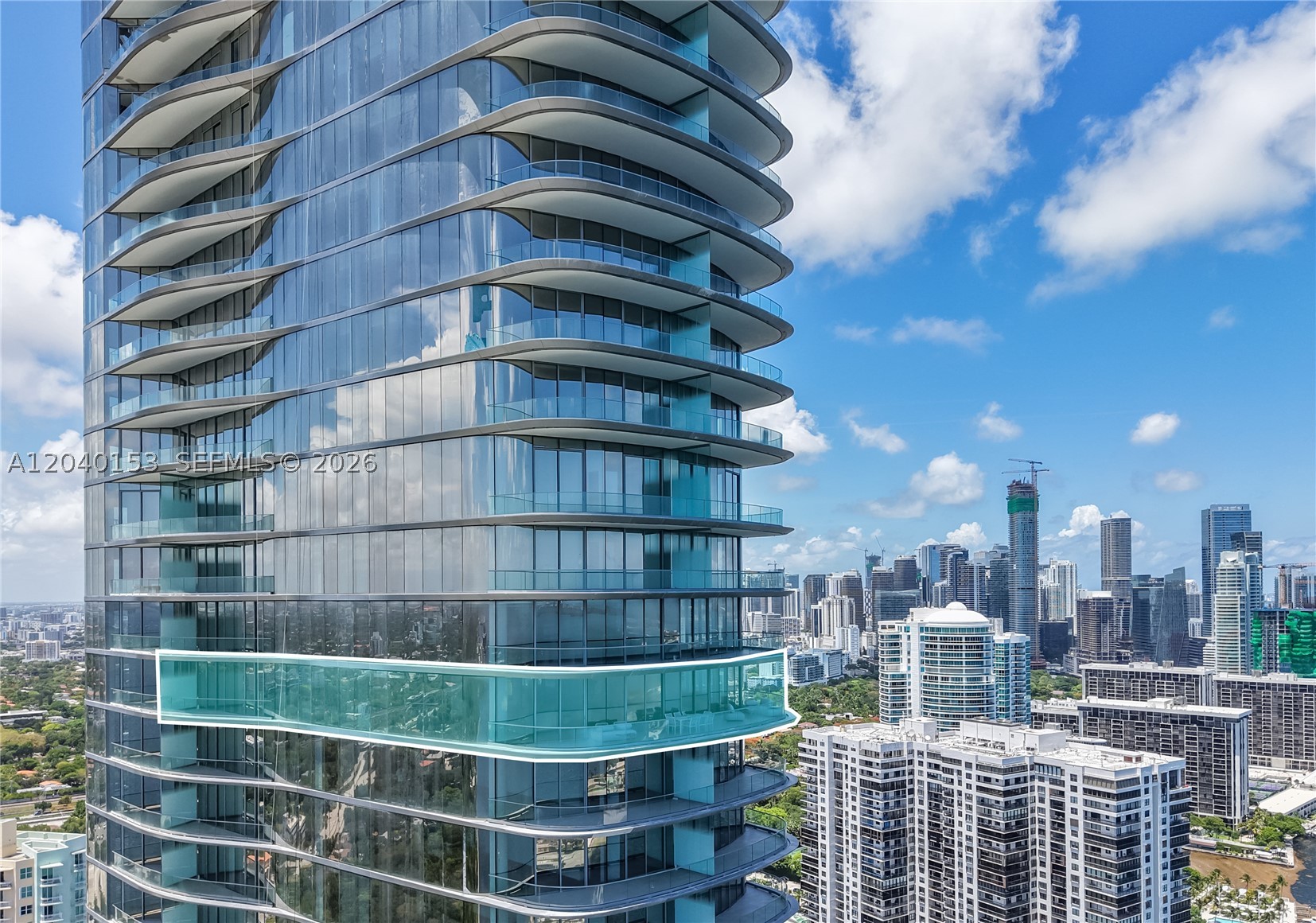 175 SE 25th. #3401/3402, Miami FL 33129