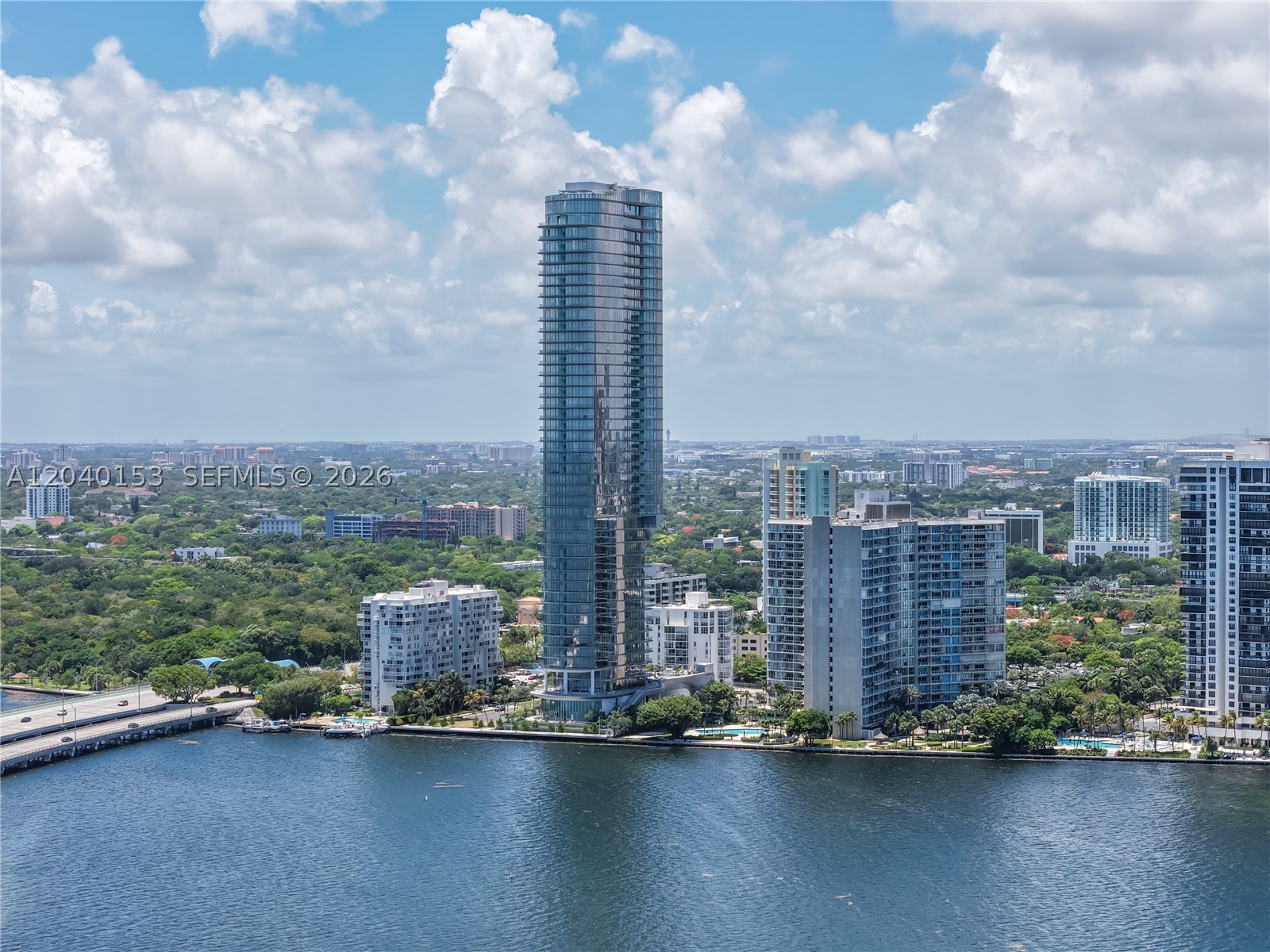175 SE 25th. #3401/3402, Miami FL 33129