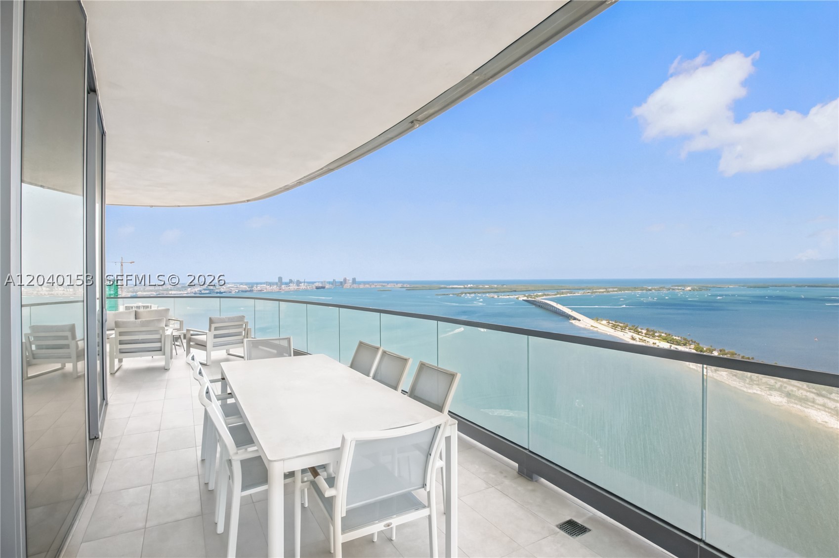 175 SE 25th. #3401/3402, Miami FL 33129