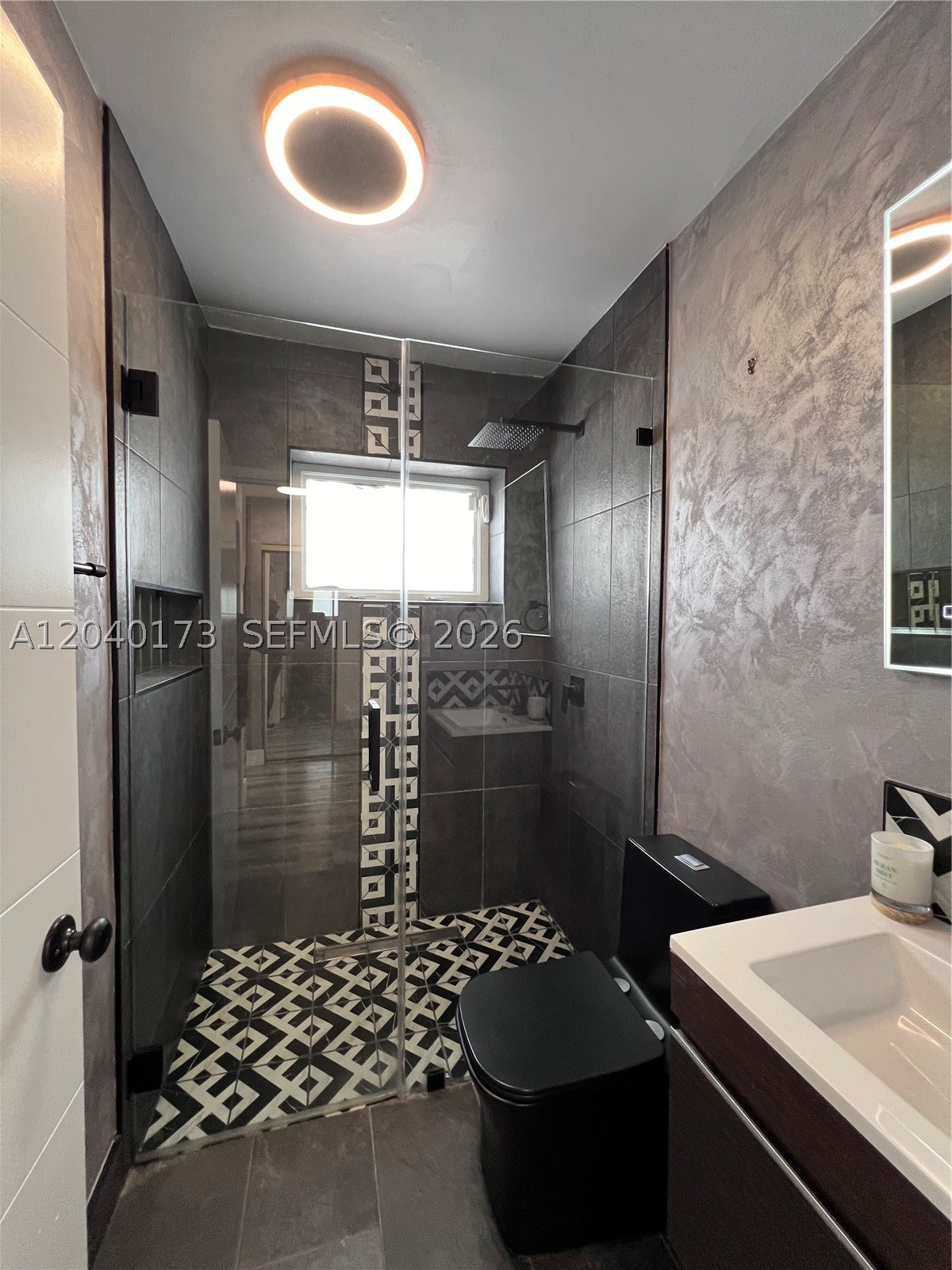 2425 SW 26th Ln, Miami FL 33133