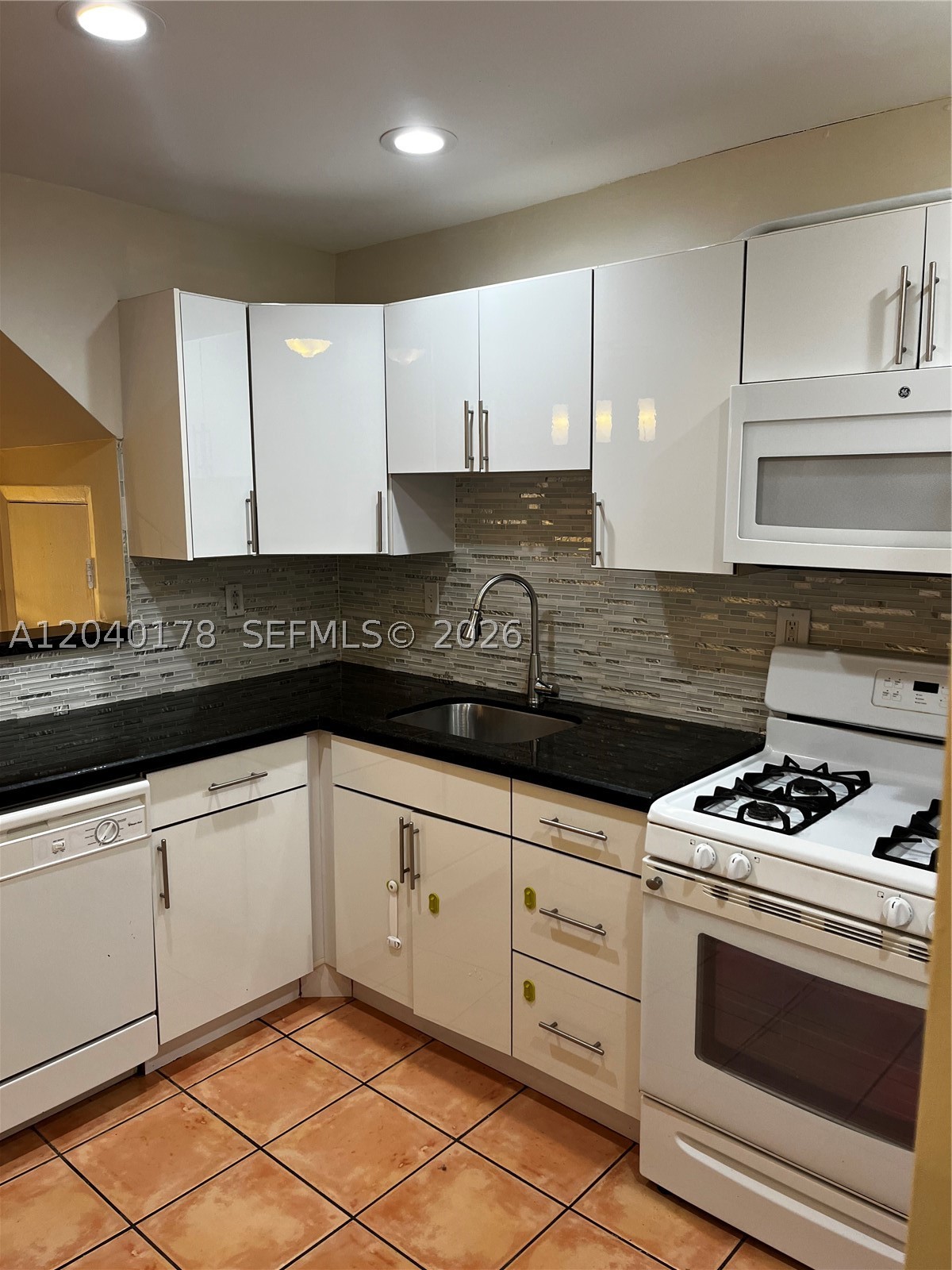 8650 SW 67th Ave #1029, Pinecrest FL 33156