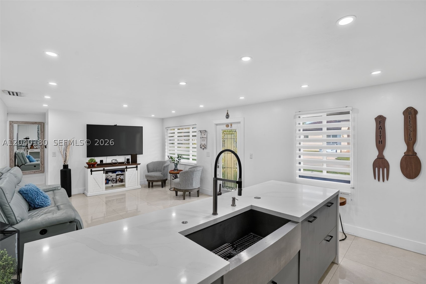 9535 SW 42nd St, Miami FL 33165