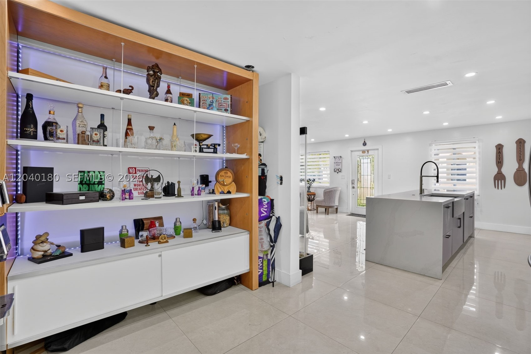 9535 SW 42nd St, Miami FL 33165