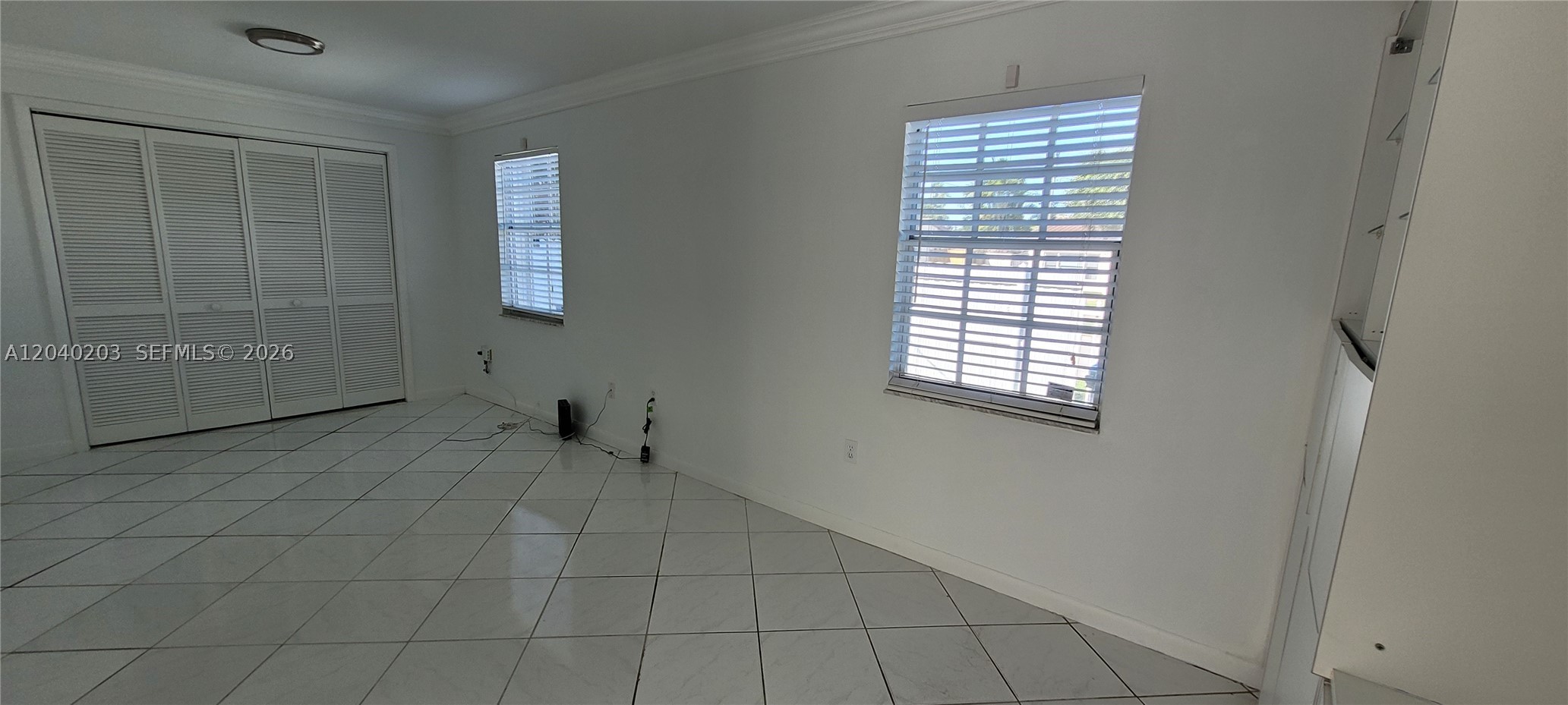 5200 SW 89th Pl, Miami FL 33165