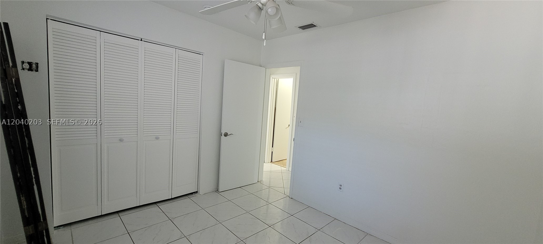 5200 SW 89th Pl, Miami FL 33165