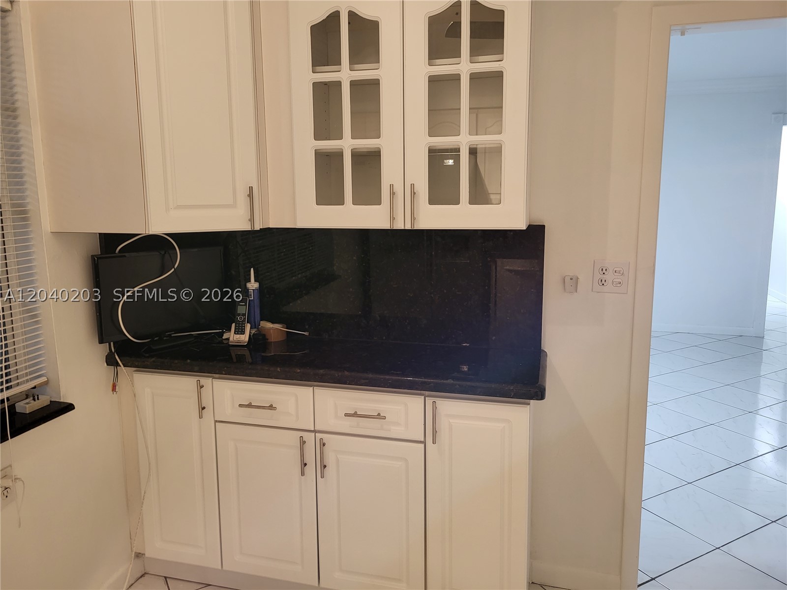 5200 SW 89th Pl, Miami FL 33165