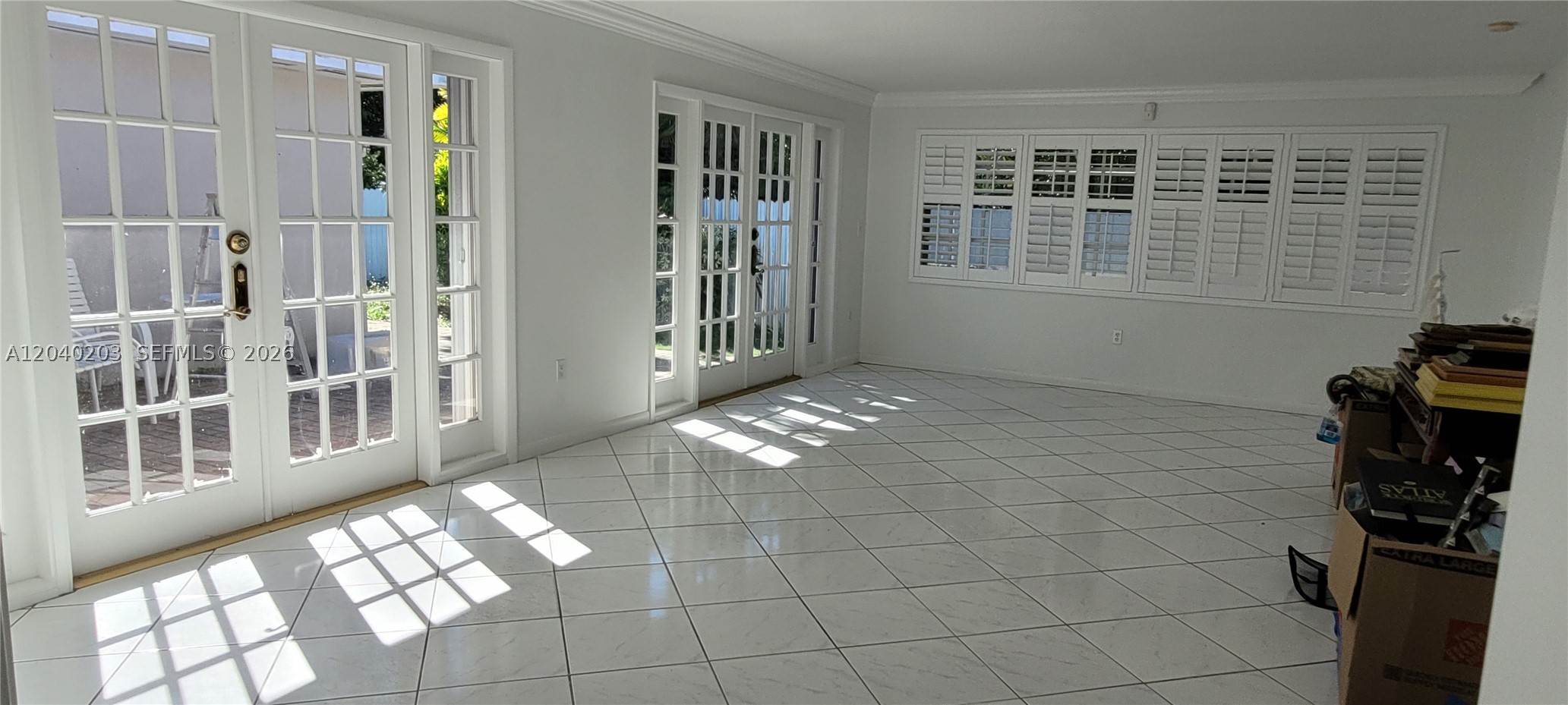 5200 SW 89th Pl, Miami FL 33165