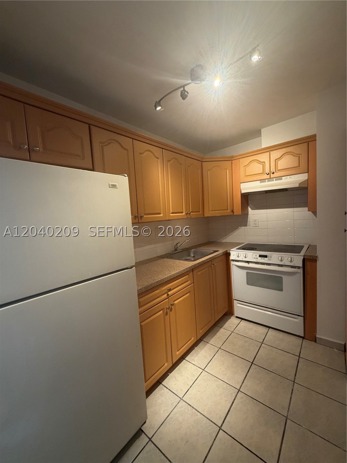 4717 NW 7th St #803-10, Miami FL 33126