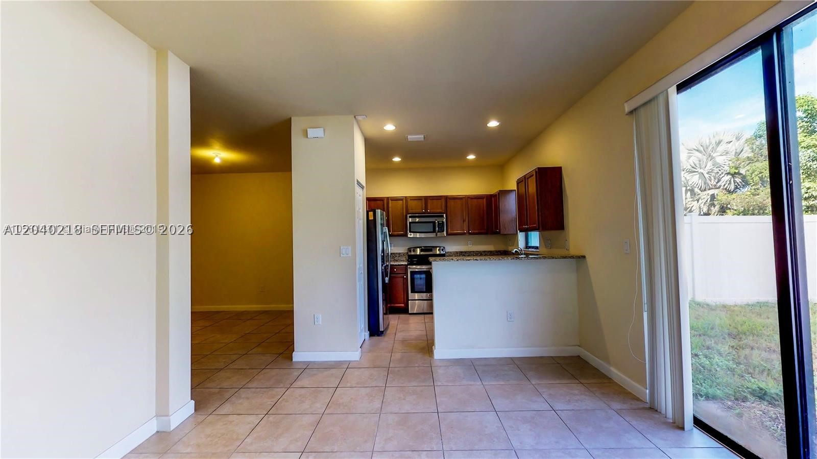 9073 W 33rd Ave, Hialeah FL 33018