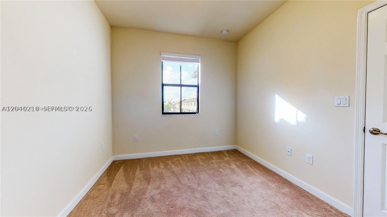 9073 W 33rd Ave, Hialeah FL 33018
