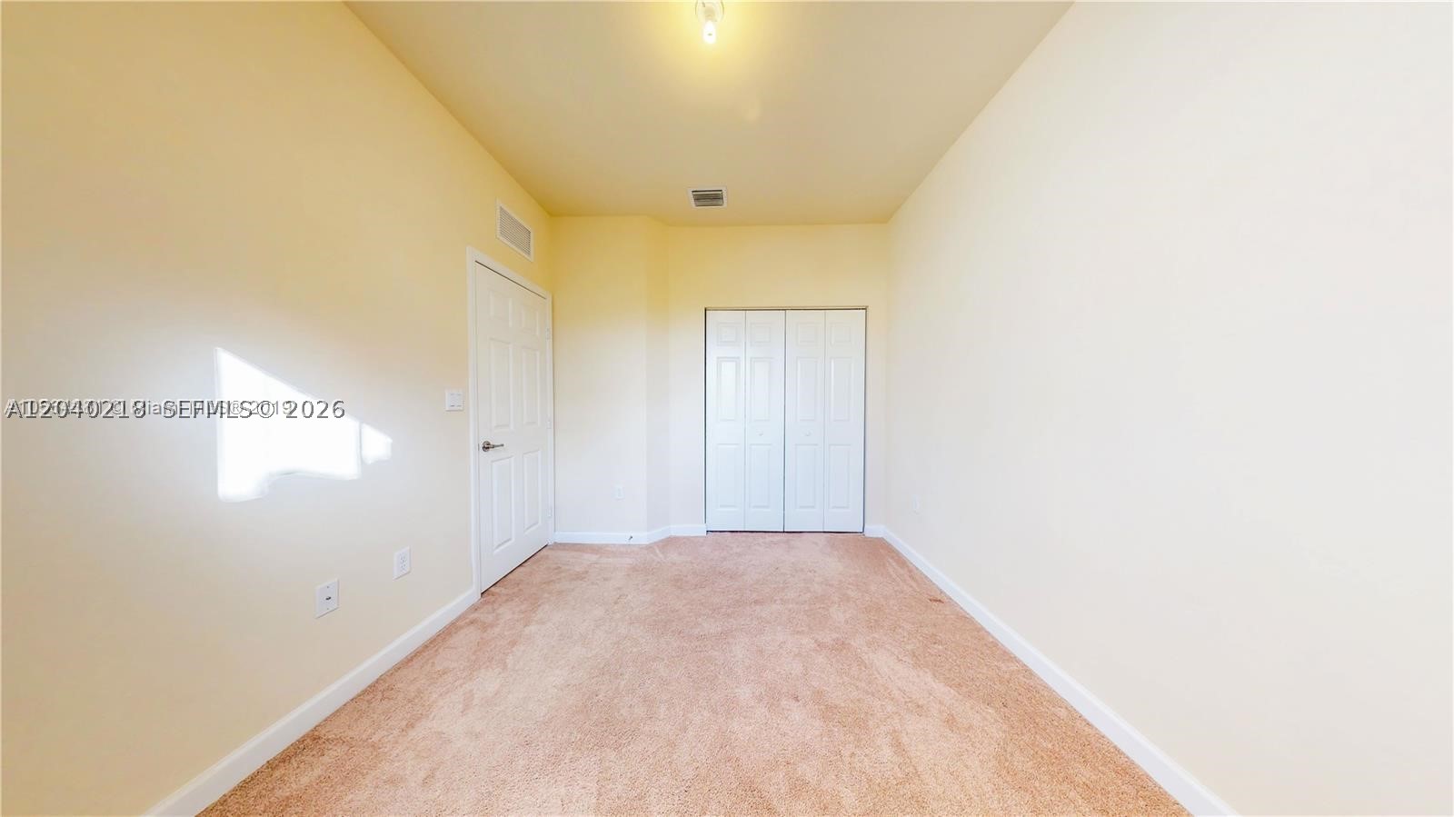 9073 W 33rd Ave, Hialeah FL 33018