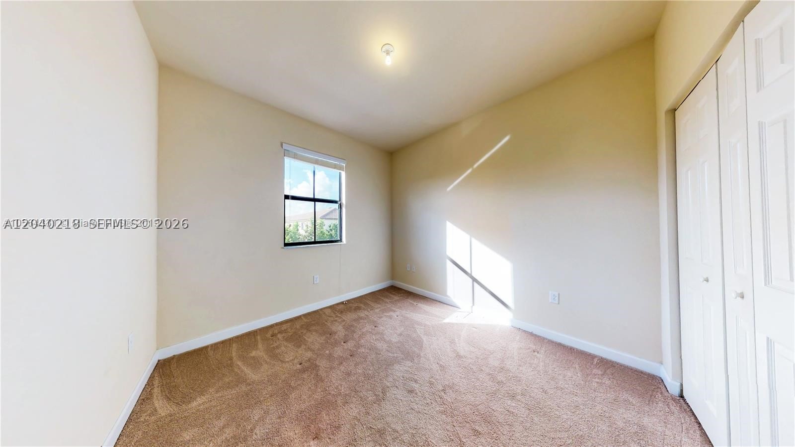 9073 W 33rd Ave, Hialeah FL 33018