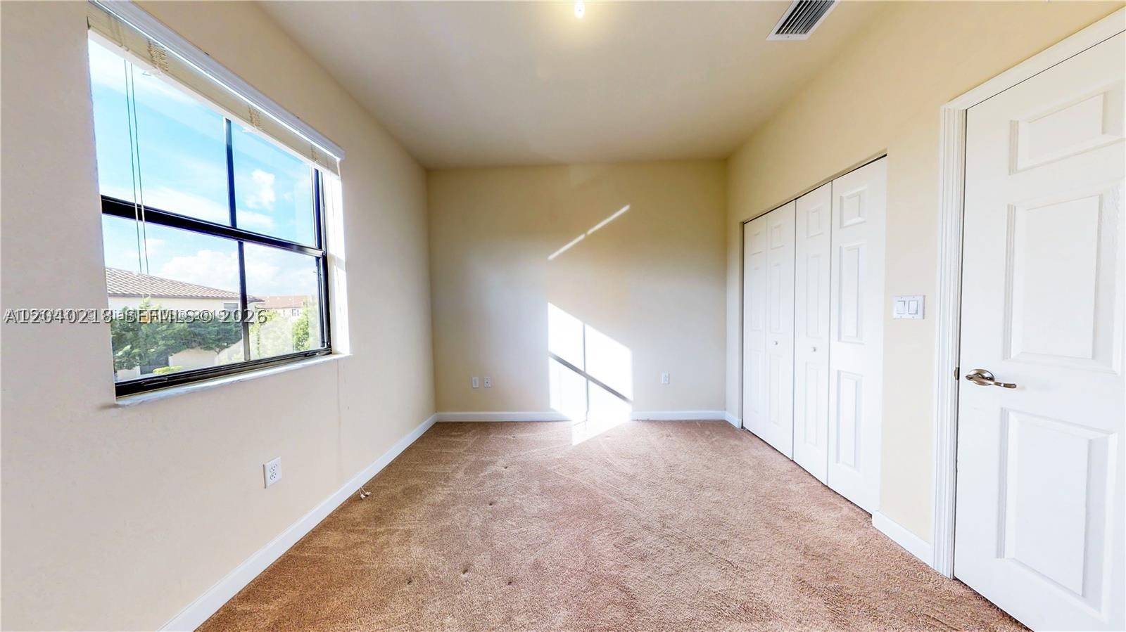 9073 W 33rd Ave, Hialeah FL 33018