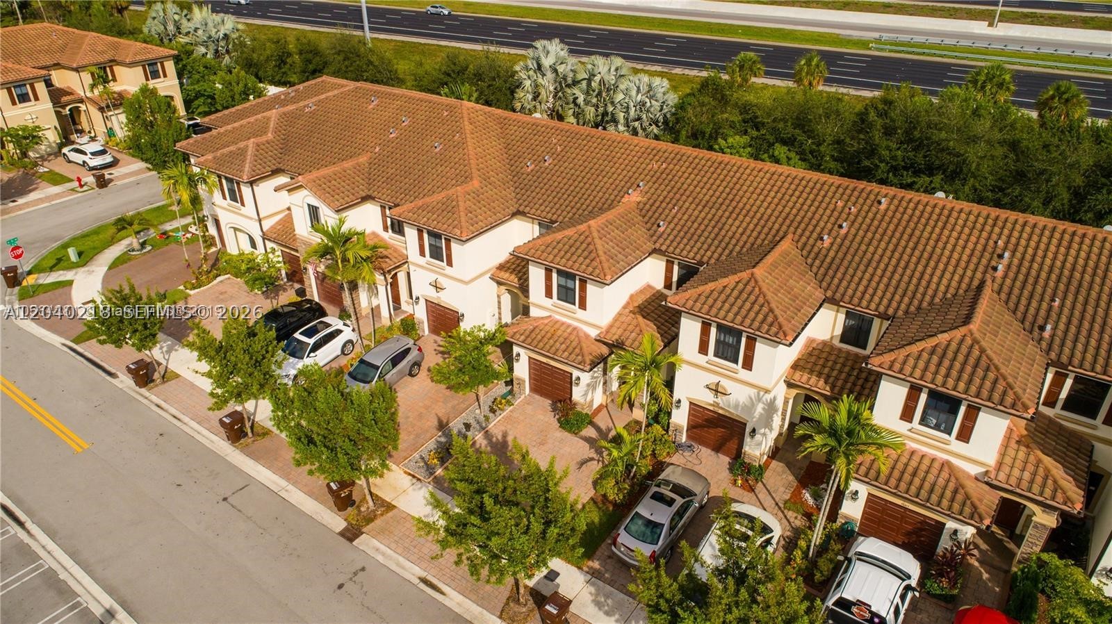 9073 W 33rd Ave, Hialeah FL 33018