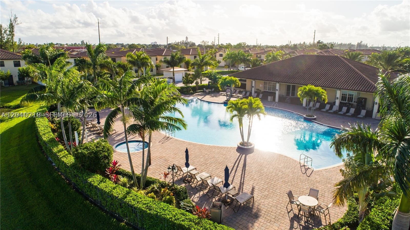 9073 W 33rd Ave, Hialeah FL 33018