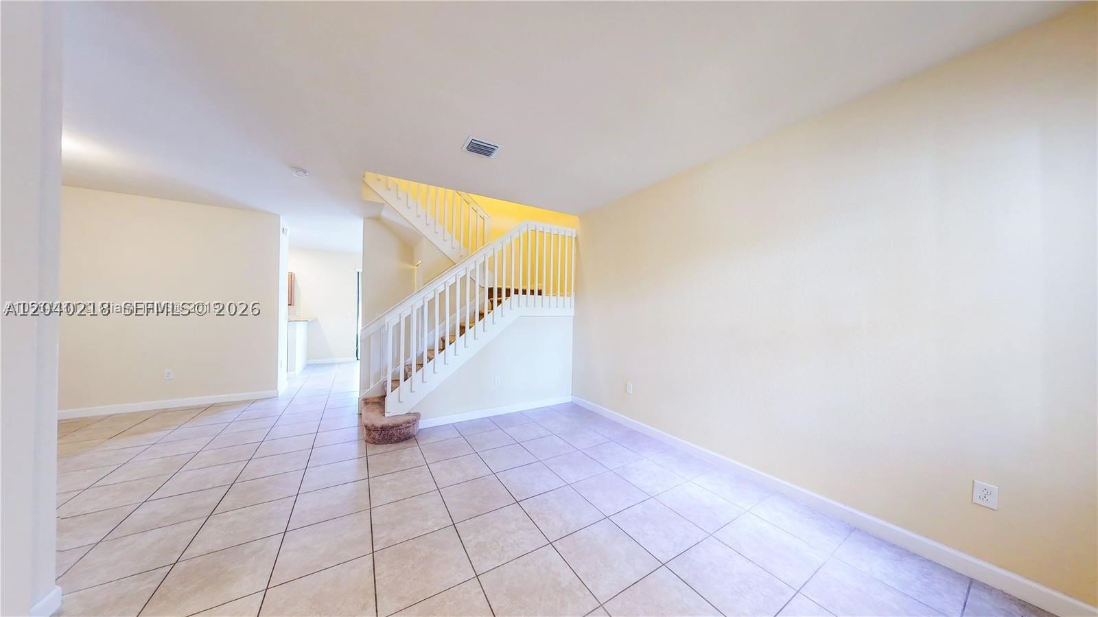9073 W 33rd Ave, Hialeah FL 33018