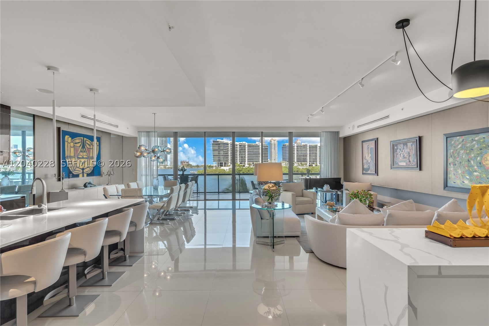 3300 NE 188th St #318, Aventura FL 33180