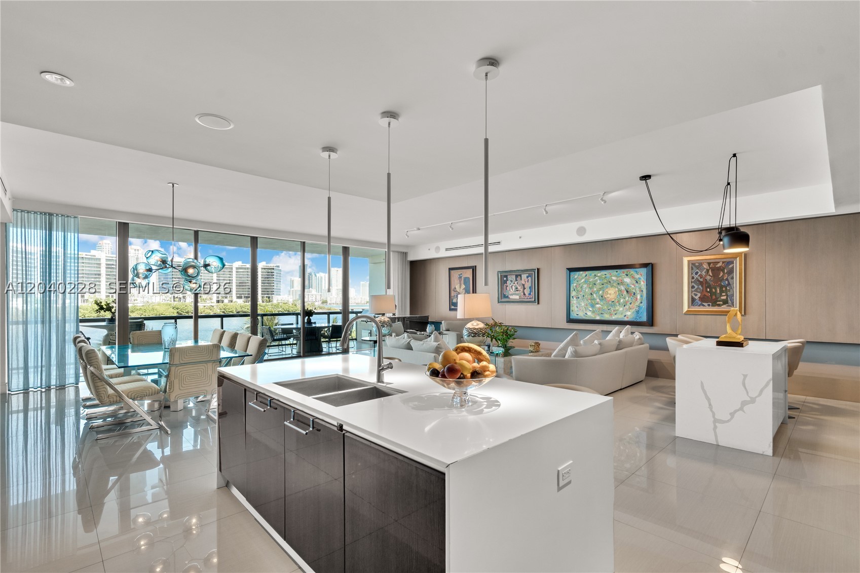 3300 NE 188th St #318, Aventura FL 33180