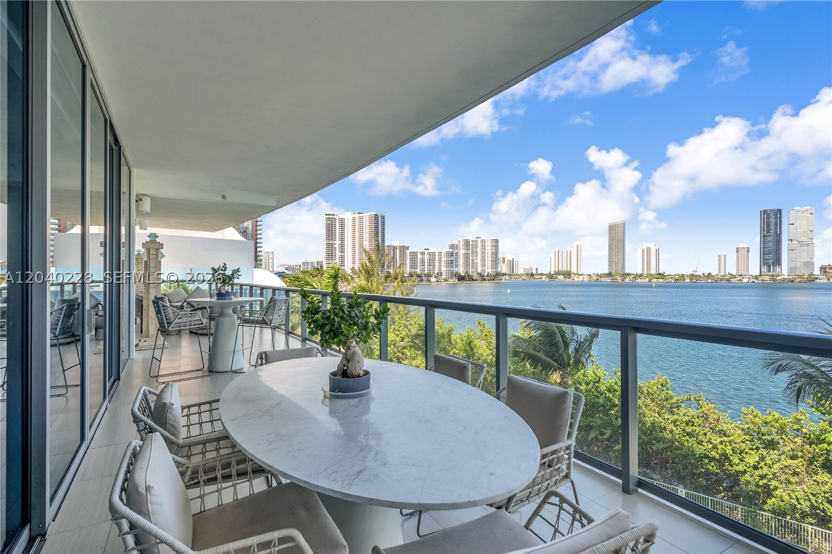 3300 NE 188th St #318, Aventura FL 33180