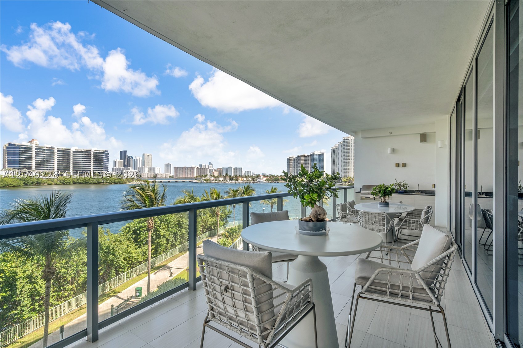 3300 NE 188th St #318, Aventura FL 33180
