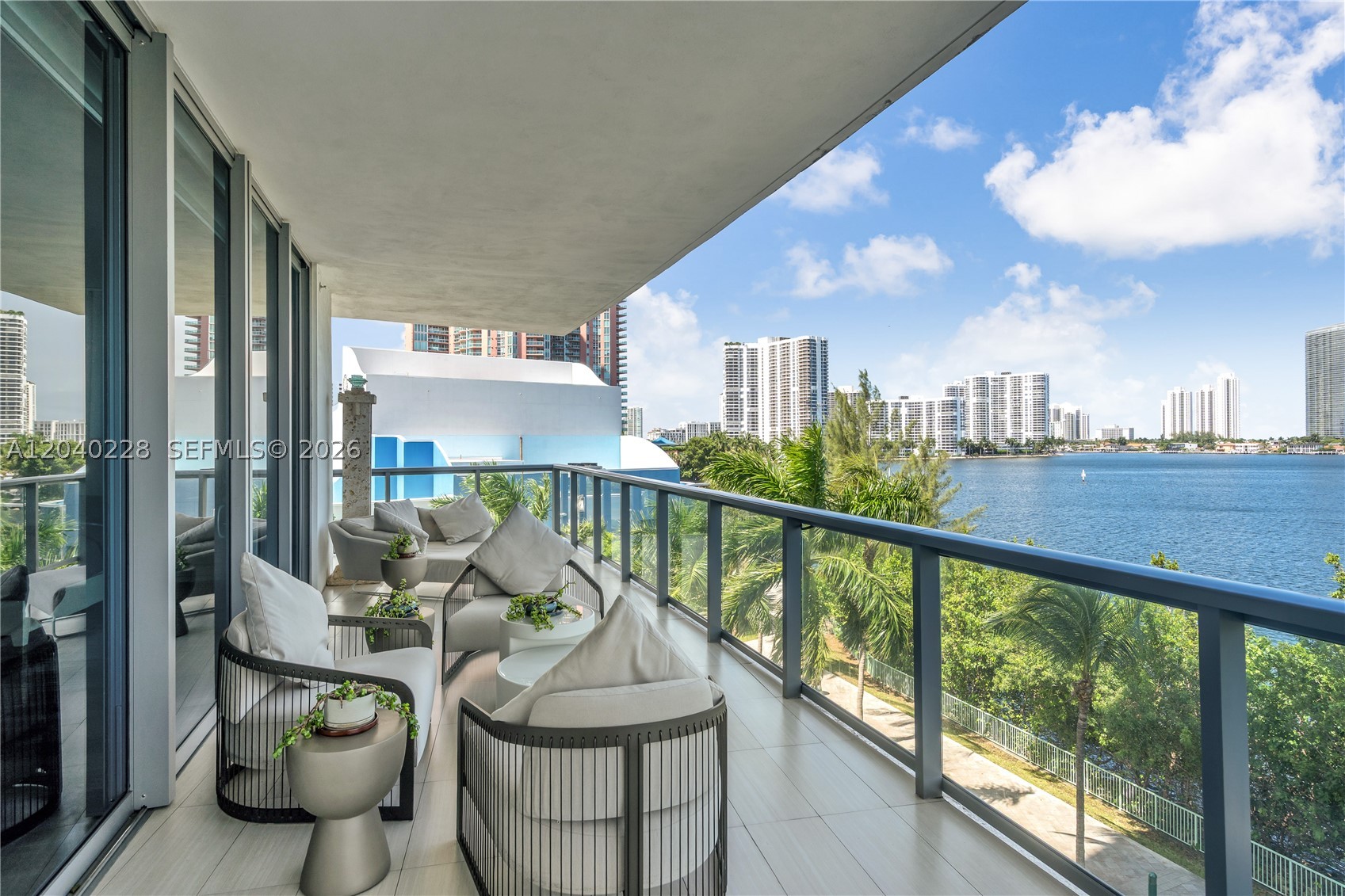 3300 NE 188th St #318, Aventura FL 33180