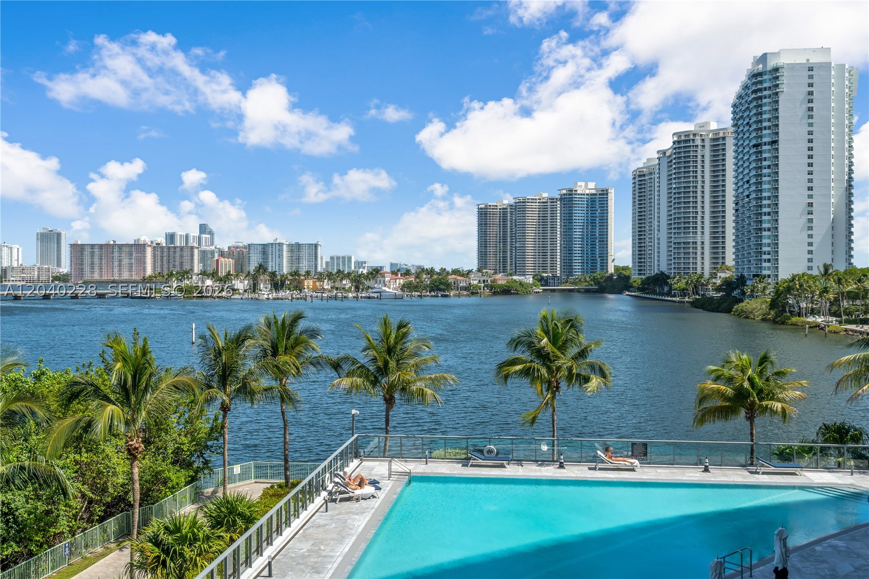 3300 NE 188th St #318, Aventura FL 33180
