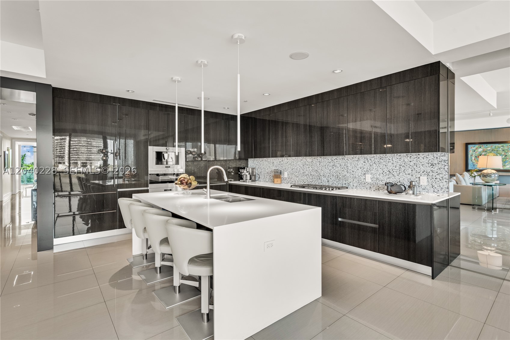 3300 NE 188th St #318, Aventura FL 33180