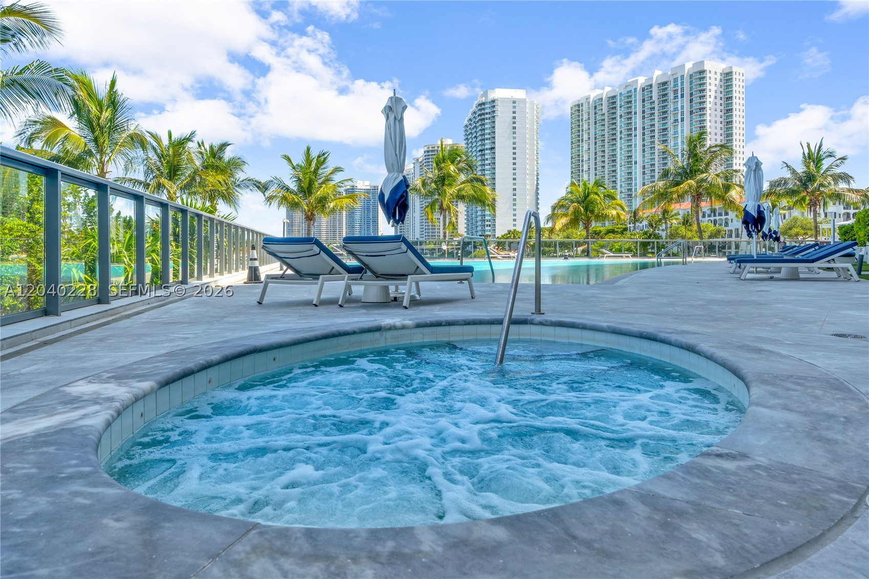 3300 NE 188th St #318, Aventura FL 33180