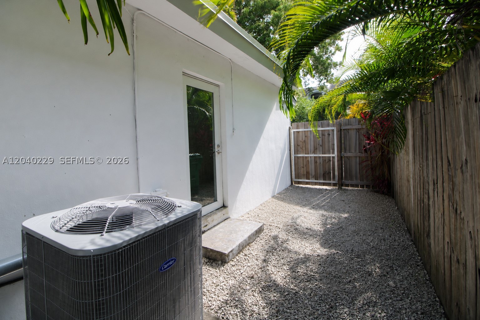 7415 SW 56 Ave, Miami FL 33143