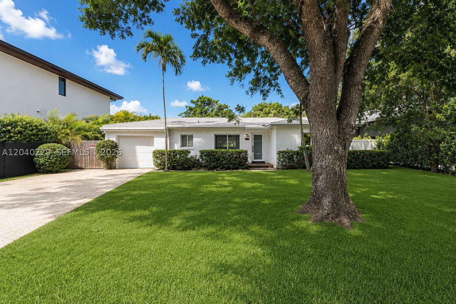 7415 SW 56 Ave, Miami FL 33143