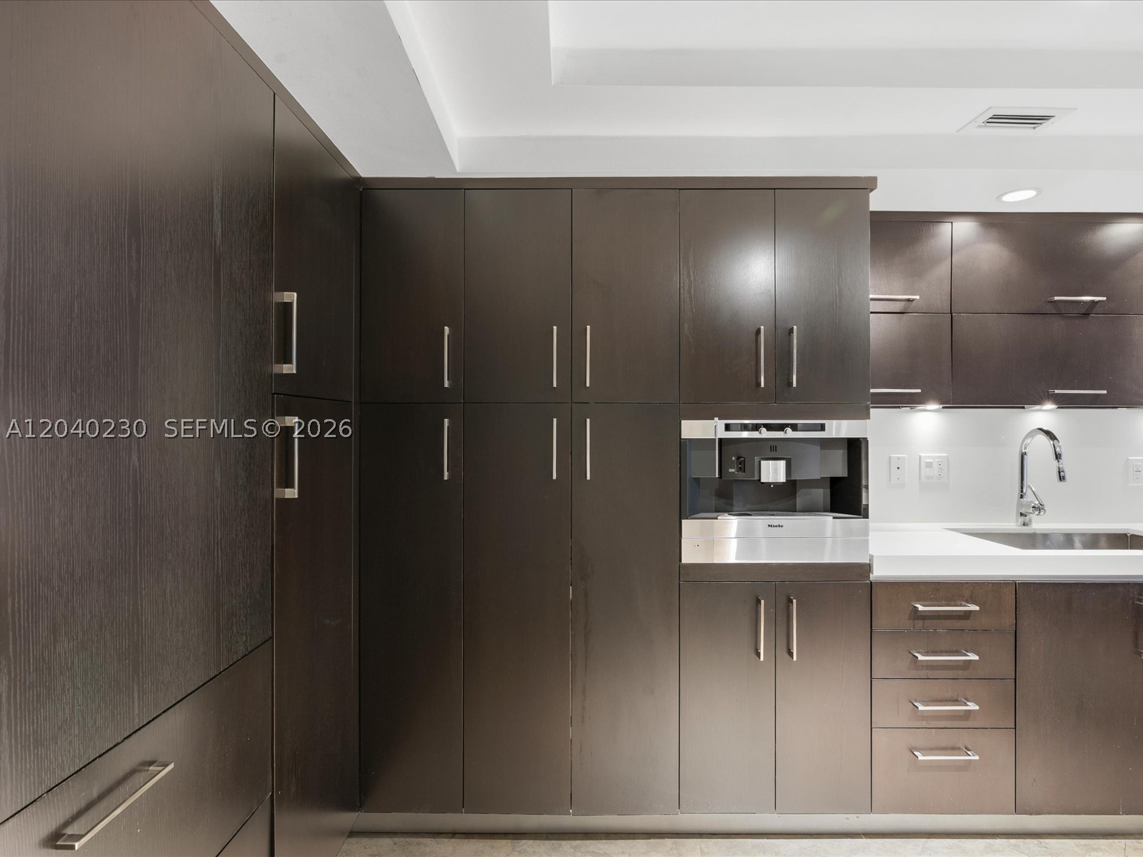 1121 Crandon Blvd #E1205, Key Biscayne FL 33149