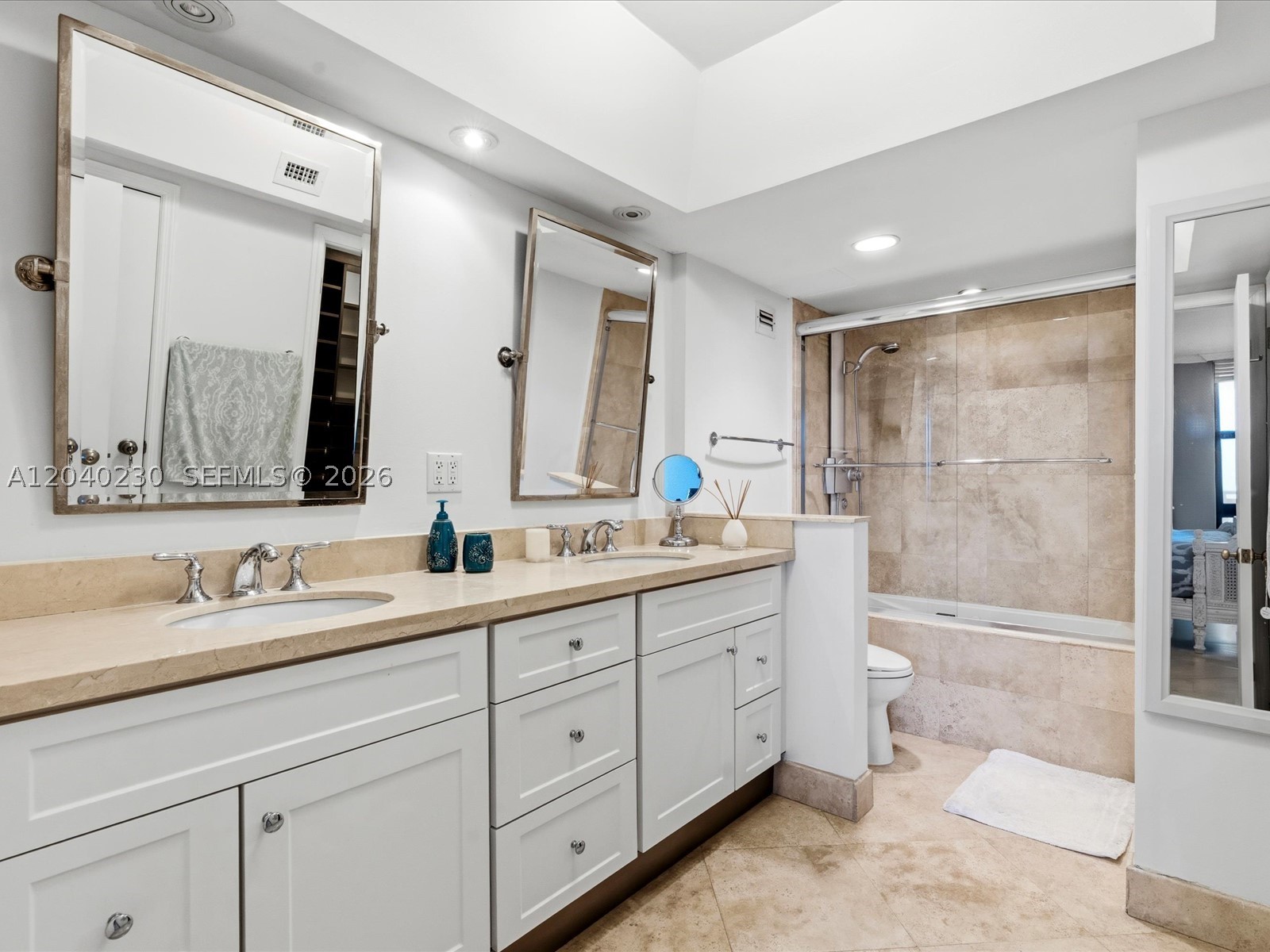 1121 Crandon Blvd #E1205, Key Biscayne FL 33149