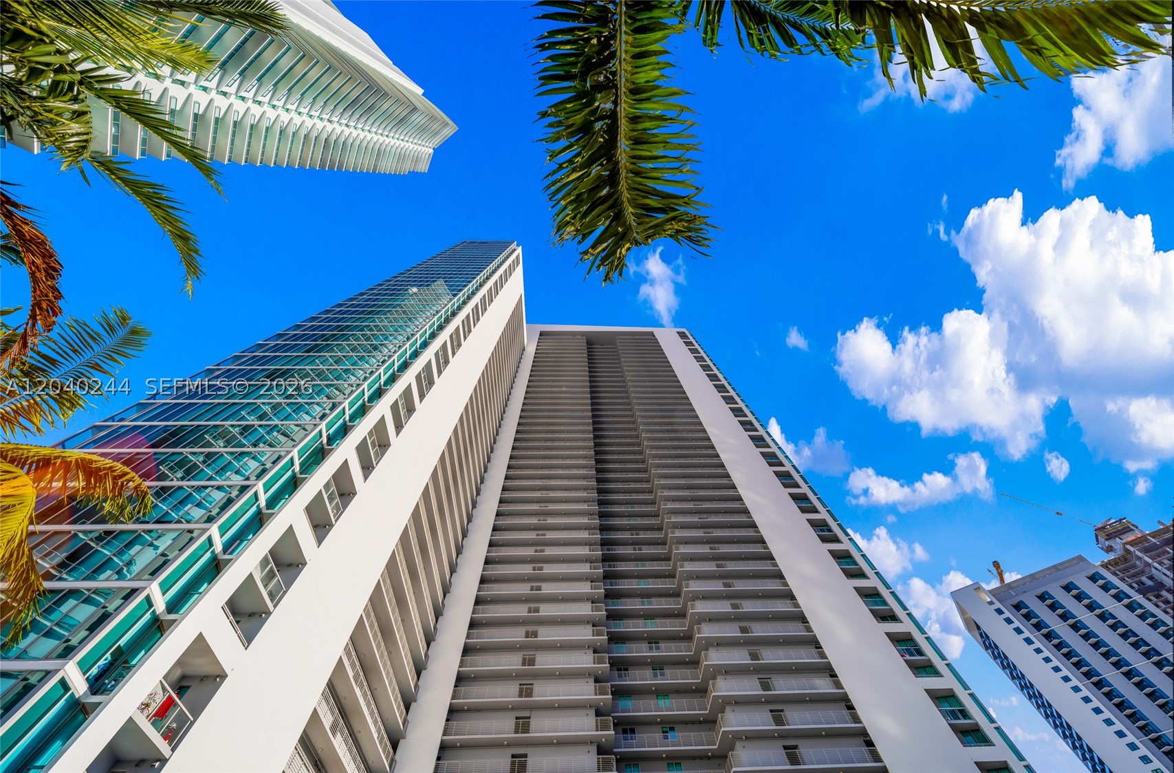 888 Biscayne Blvd #3907, Miami FL 33132