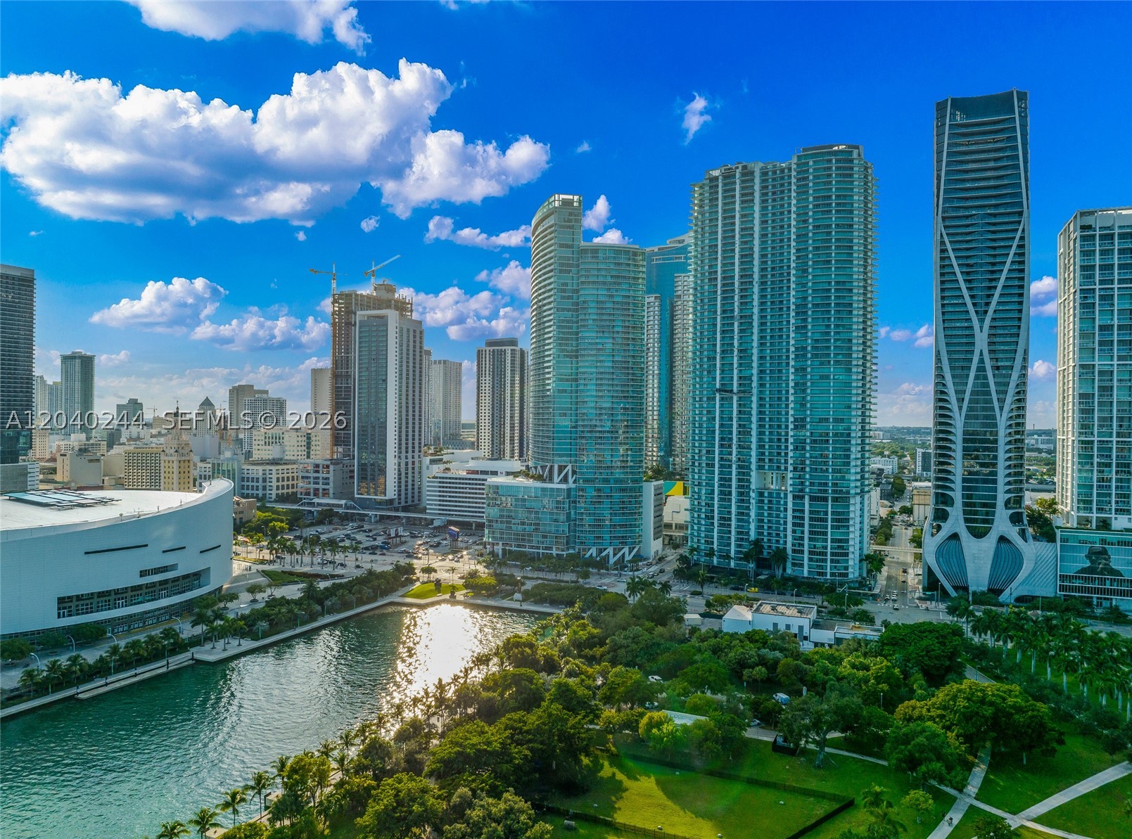 888 Biscayne Blvd #3907, Miami FL 33132