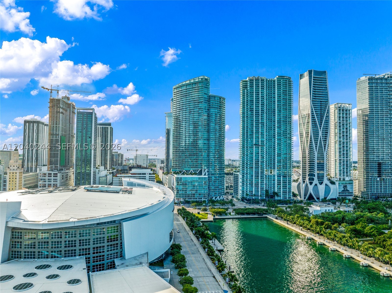 888 Biscayne Blvd #3907, Miami FL 33132