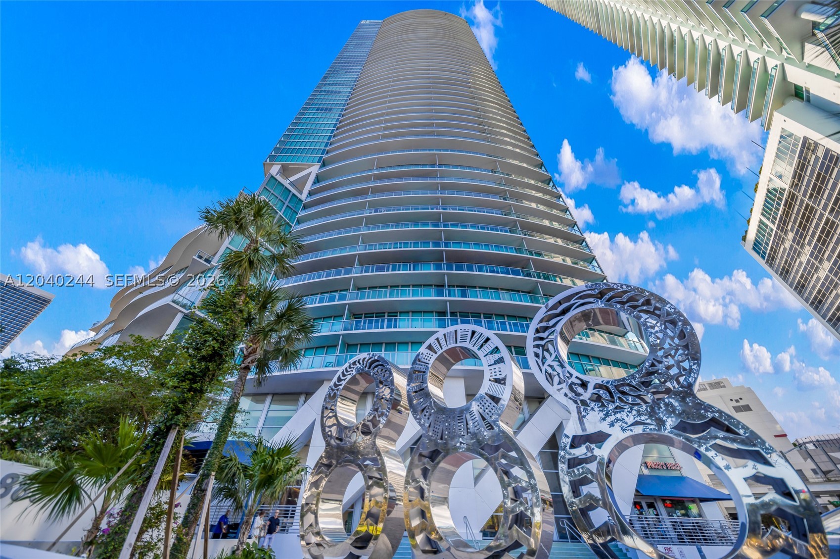 888 Biscayne Blvd #3907, Miami FL 33132