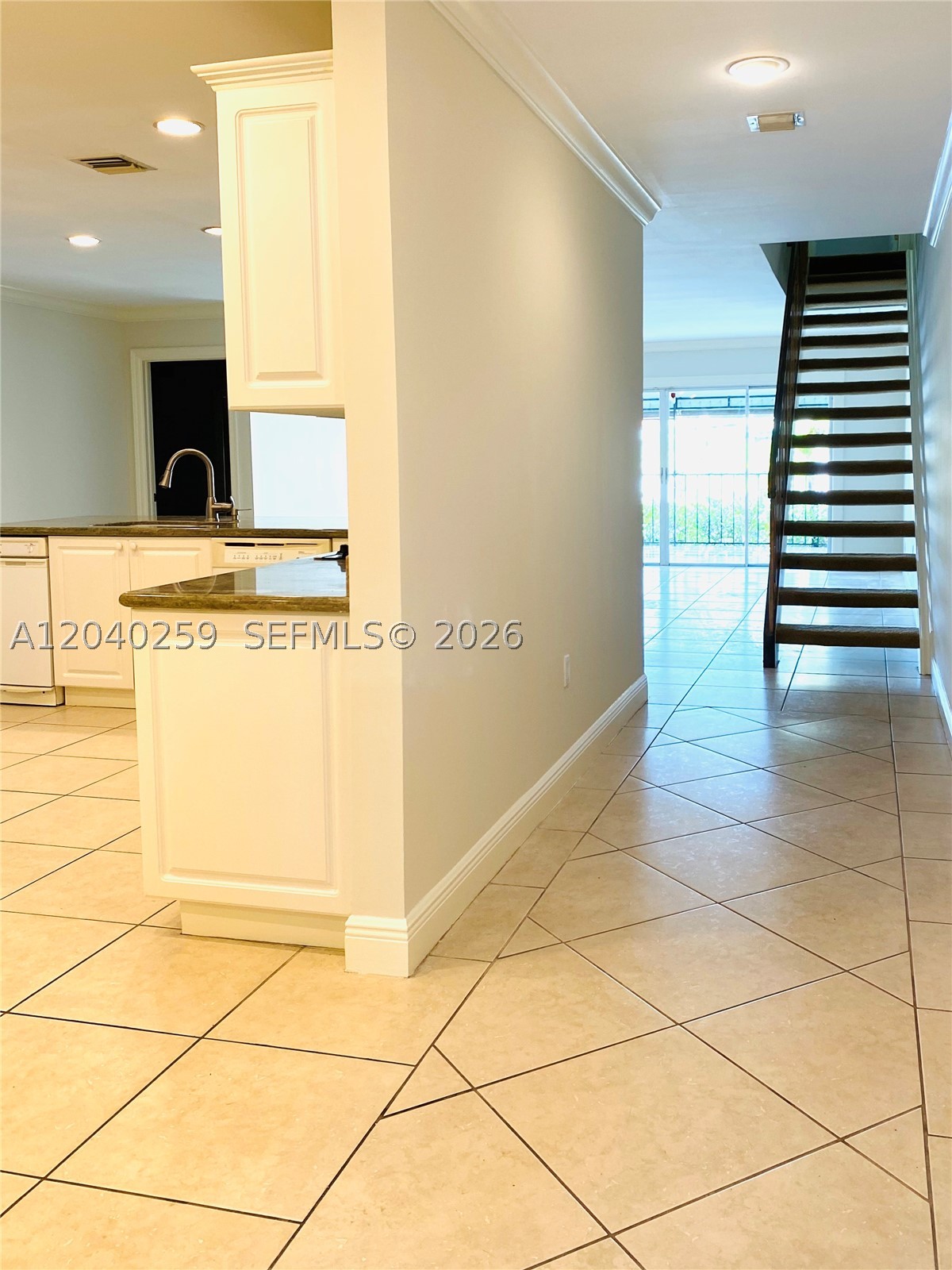 15187 W Loch Isle Dr W #15187, Miami Lakes FL 33014