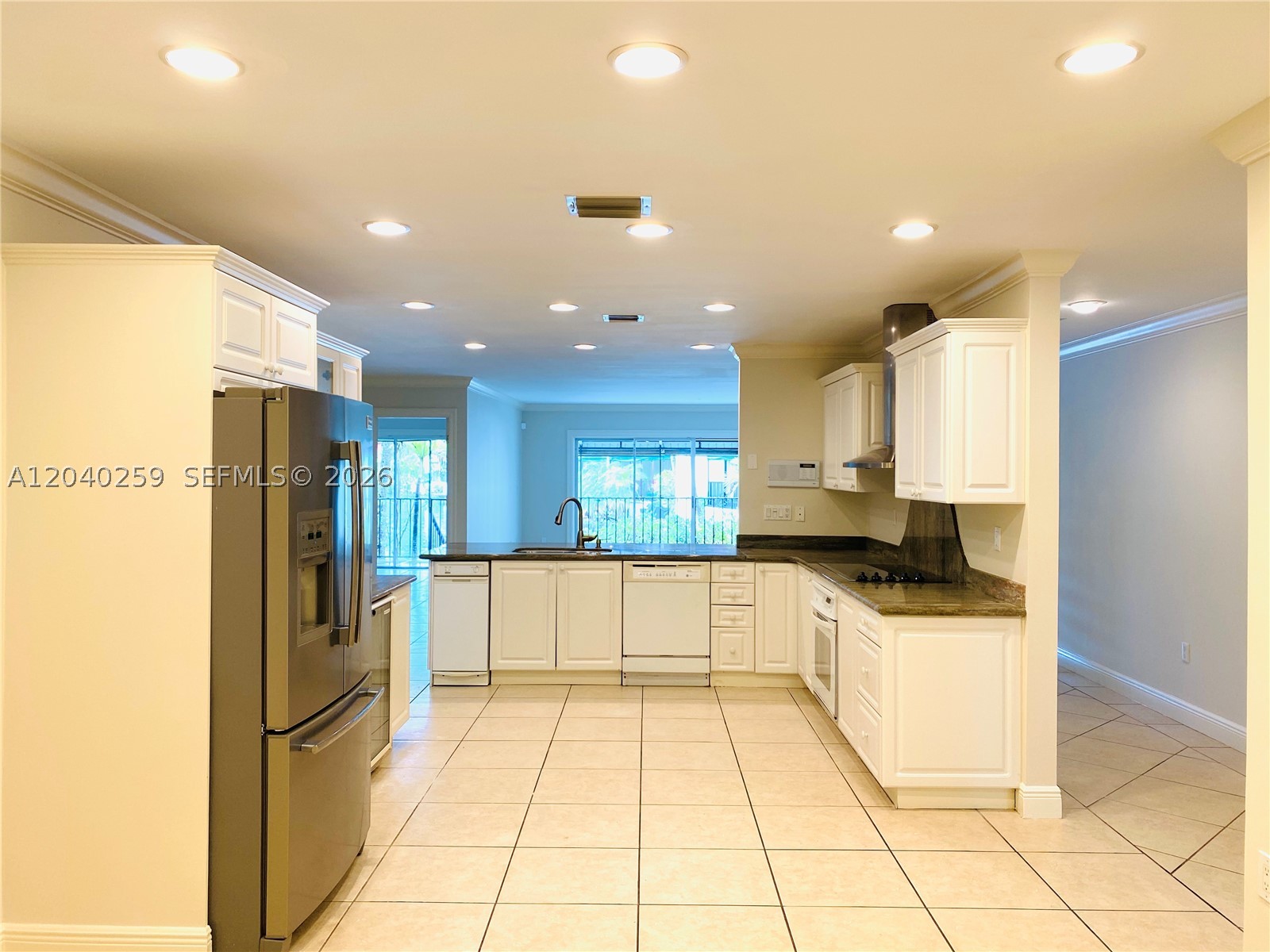 15187 W Loch Isle Dr W #15187, Miami Lakes FL 33014