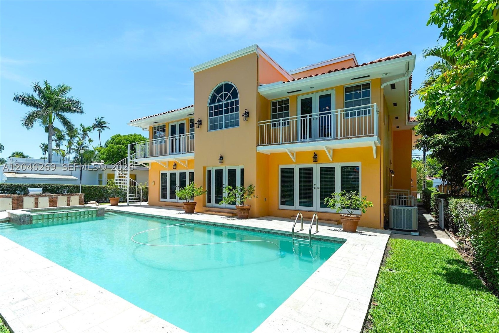 5309 Alton Rd, Miami Beach FL 33140