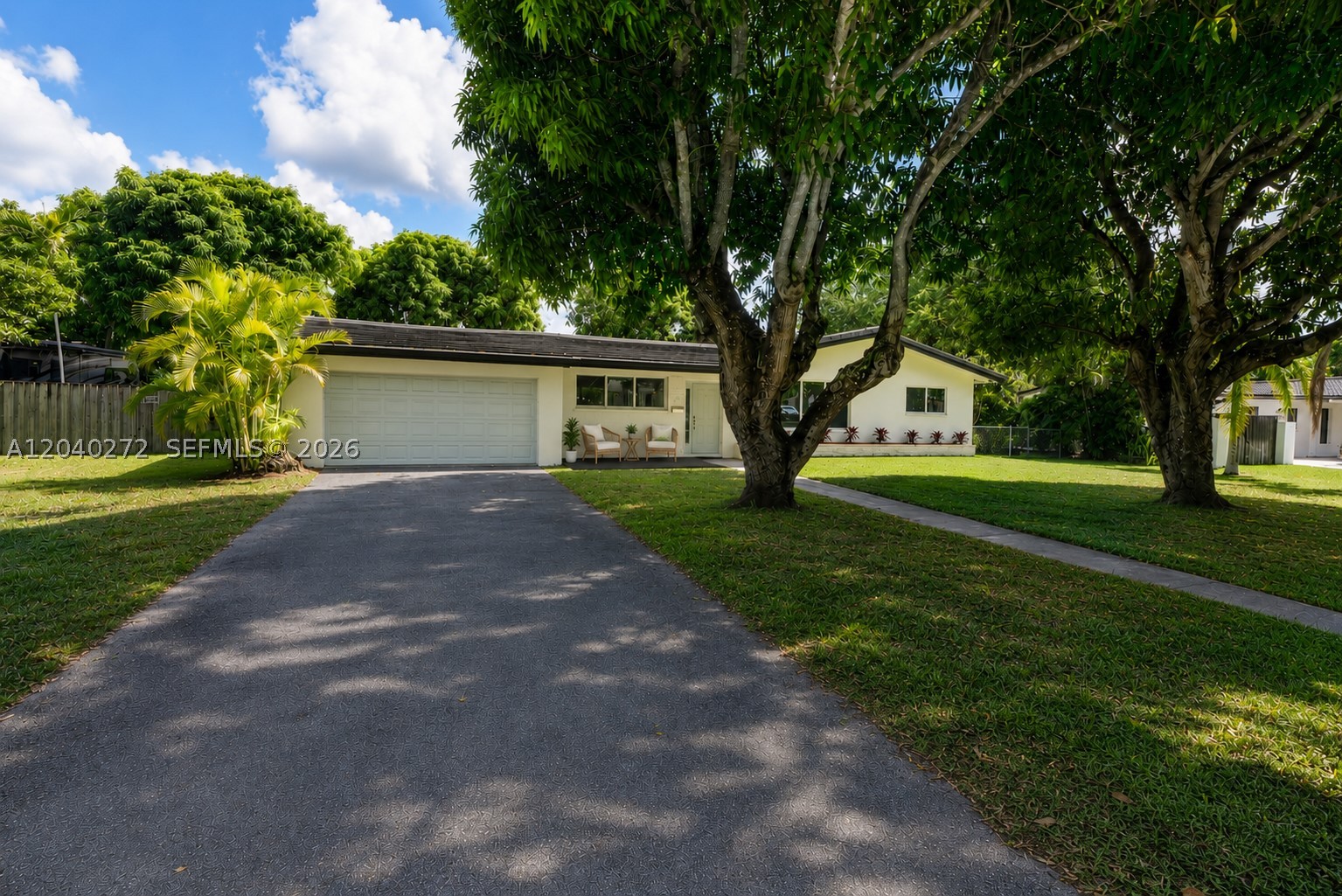 8265 SW 149th Dr, Palmetto Bay FL 33158