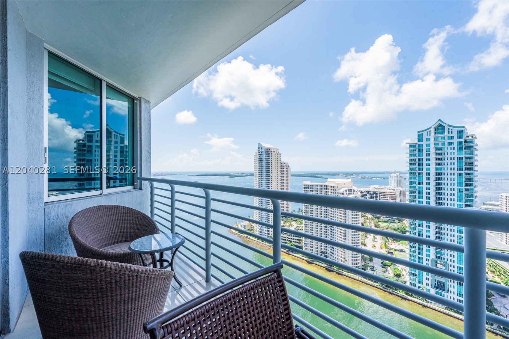 325 S Biscayne Blvd #3821, Miami FL 33131