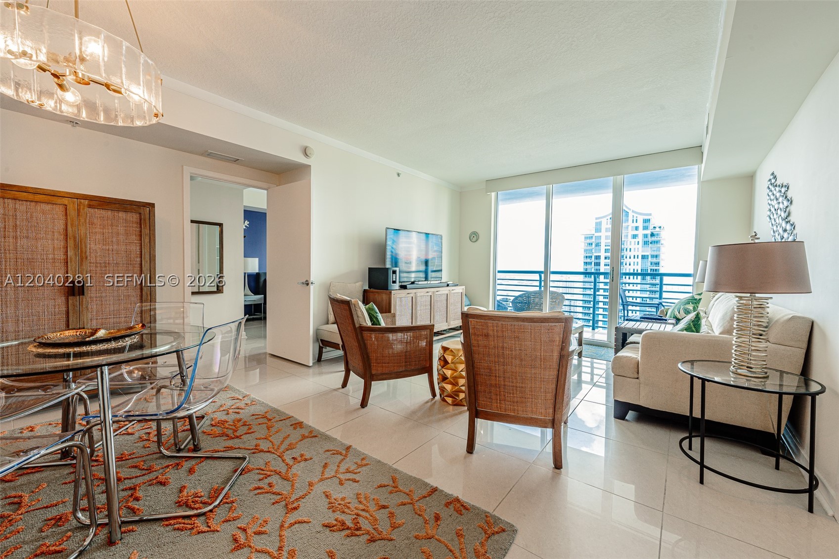 325 S Biscayne Blvd #3821, Miami FL 33131