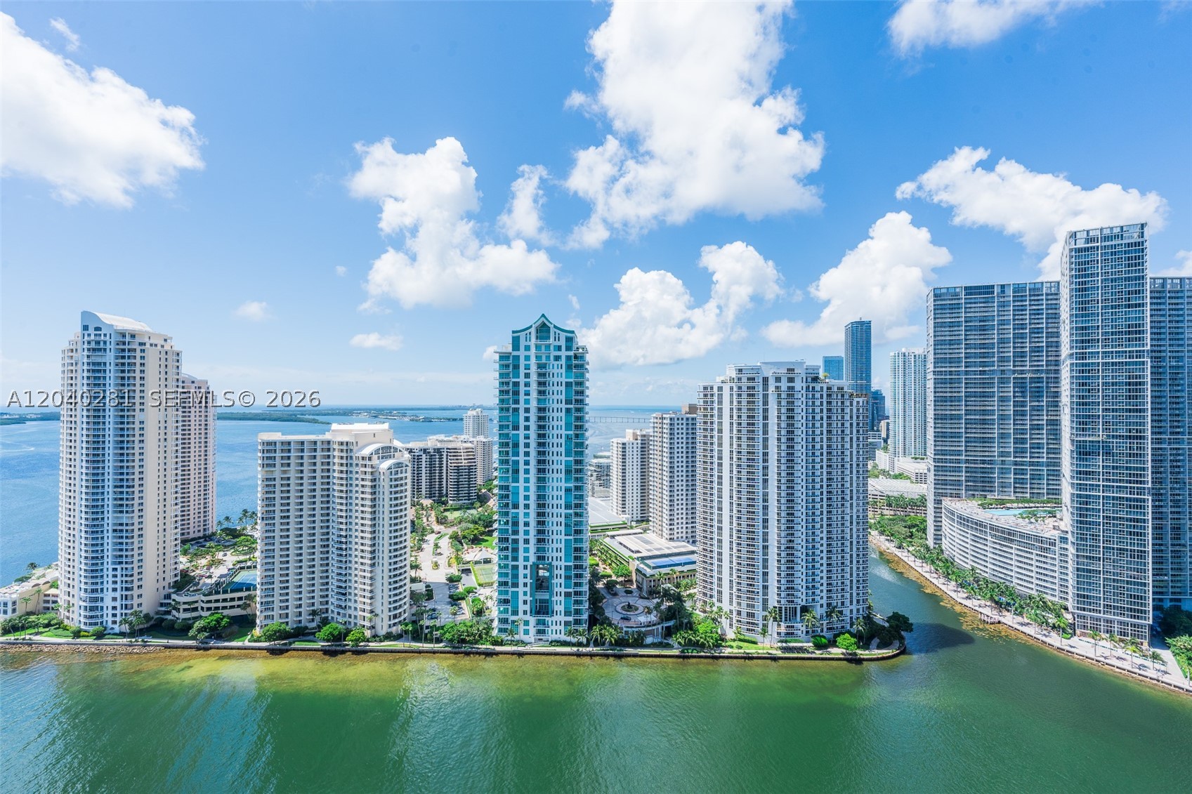 325 S Biscayne Blvd #3821, Miami FL 33131
